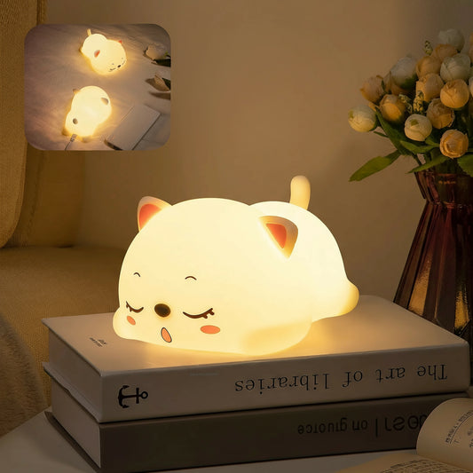 Veilleuse Chat Allongée LED – Lumière douce et apaisante pour enfants, rechargeable USB