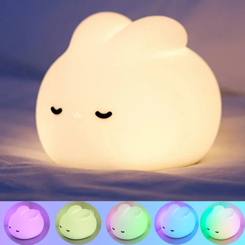 Veilleuse Lapin Assis – Lampe LED en Silicone Doux Rechargeable USB