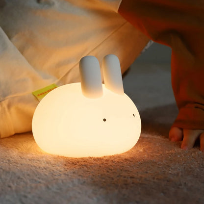 Veilleuse Lapin moderne – Lampe LED en Silicone Doux Rechargeable USB