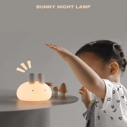 Veilleuse Lapin moderne – Lampe LED en Silicone Doux Rechargeable USB
