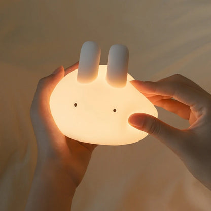 Veilleuse Lapin moderne – Lampe LED en Silicone Doux Rechargeable USB